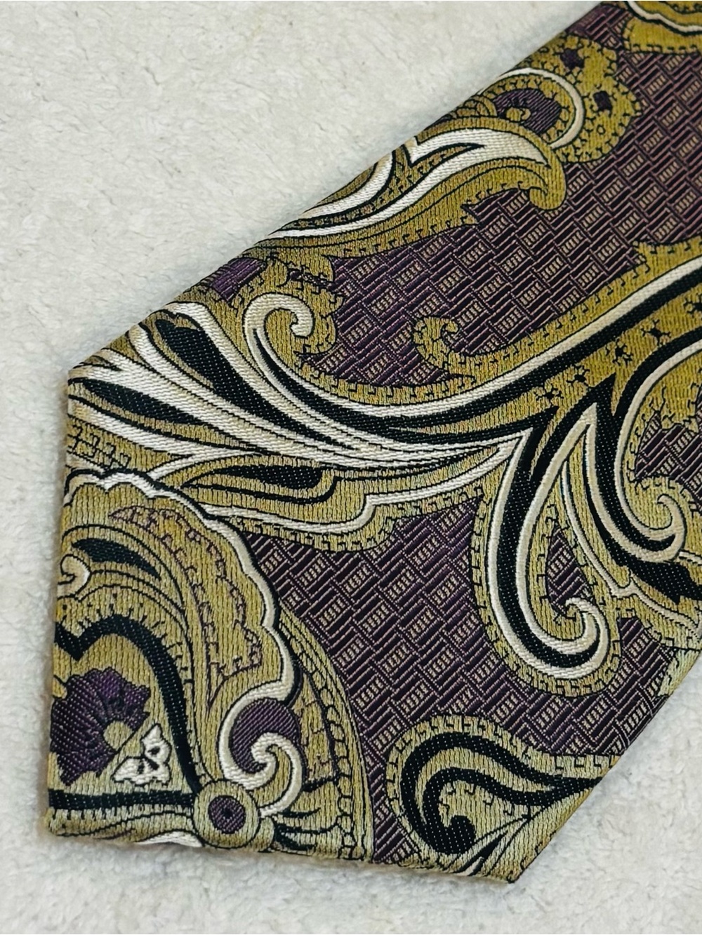Brand New Stylish Tie By St. Patrick